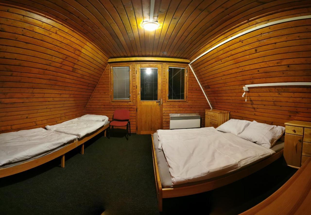 Chata Pod Majovou Muldou Деменівська Долина Екстер'єр фото